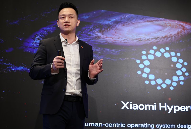 조니 우 샤오미코리아 사장이 15일 서울 종로구 포시즌스호텔에서 열린 신제품 출시 기자간담회에서 인사말을 하고있다. 샤오미코리아는 이날 스마트폰 2종(샤오미 14T, 레드미노트 14 프로 5G)과 샤오미 TV시리즈, 스마트워치(레드미 워치5), 로봇청소기(X20 맥스)등을 신제품으로 공개했다. 2025.1.15/뉴스1 ⓒ News1 김도우 기자