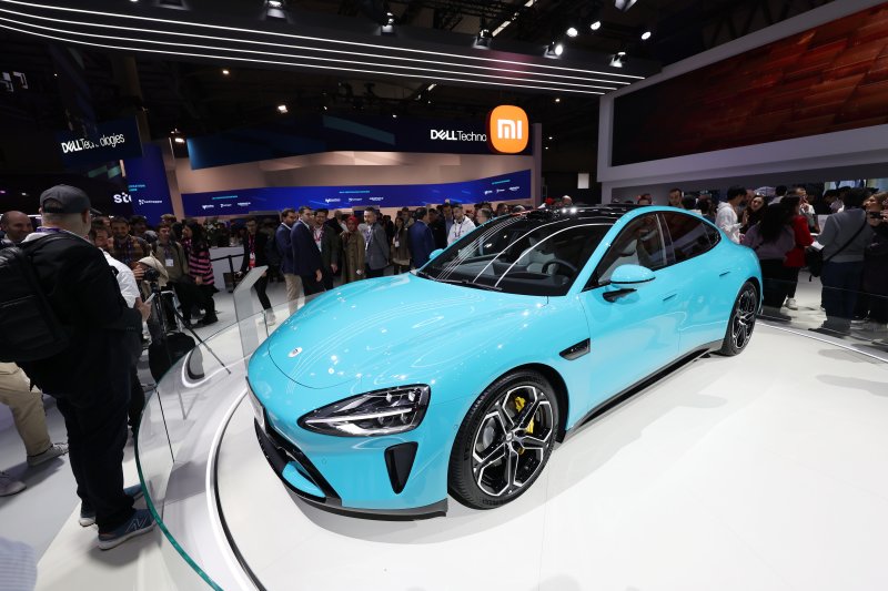 '모바일 월드 콩그레스(MWC) 2024’ 전시장 샤오미 부스에 SU7이 전시돼 있다. 2024.2.27/뉴스1 ⓒ News1 김민지 기자