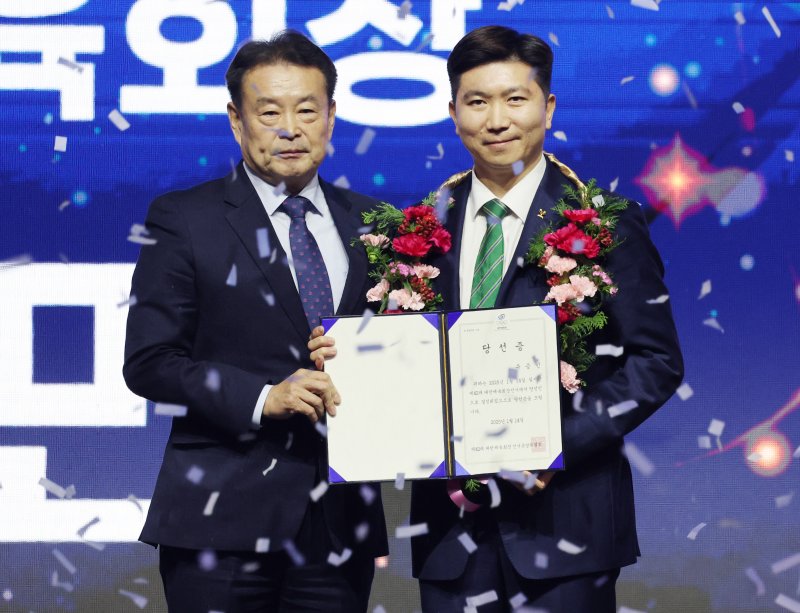 유승민 당선 세계 탁구계의 경사? 탁구연맹들 "당선 진심으로 축하"
