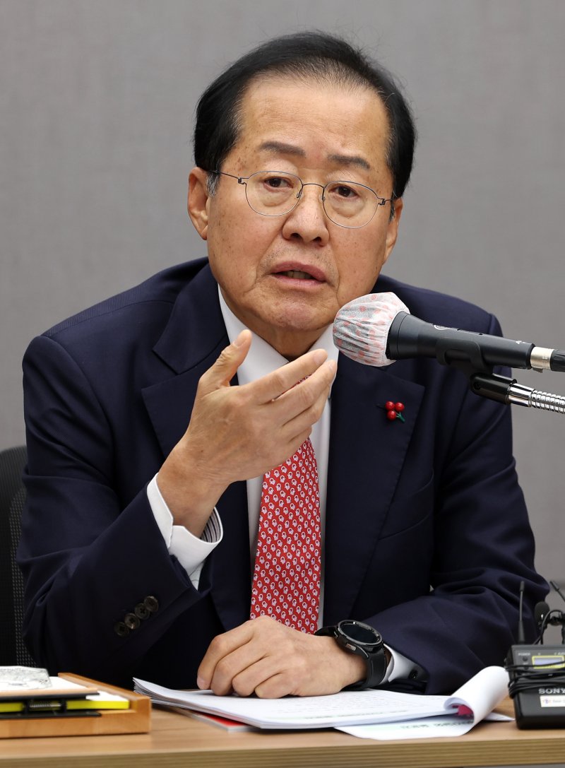 트럼프 취임식 참석·2기 주요 인사와 한국 정책 의견 나누는 홍준표 시장