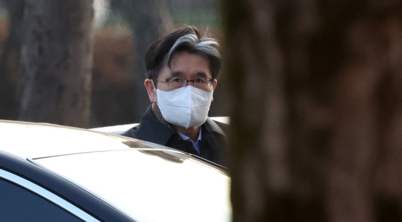 尹변호인단, 공수처장·국수본부장 고발...'내란 혐의'