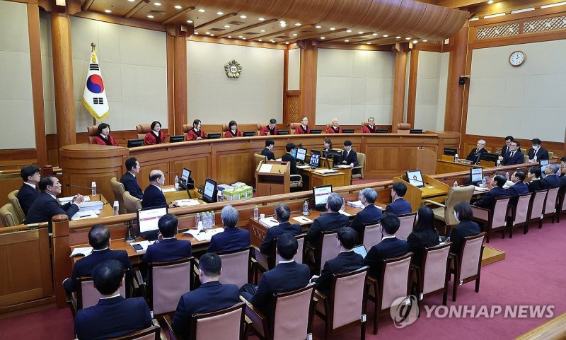 윤석열 대통령 탄핵심판 2차 변론기일 (출처=연합뉴스)