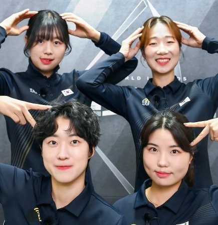 '전설의 리그' 안산·임시현, 세계 최강 양궁 레전드의 '인생네컷'