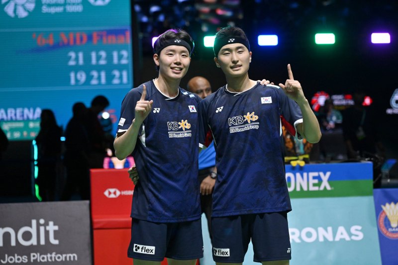[쿠알라룸푸르=신화/뉴시스] 배드민턴 서승재(왼쪽)-김원호. 2025. 1. 12.