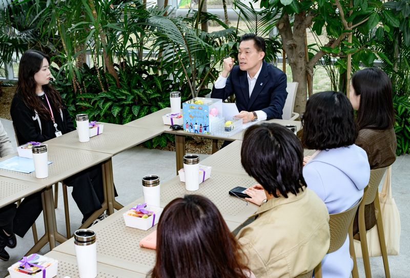 악성민원 전담 처리...수원시 전국 최초 '악성민원대응 전문관' 채용