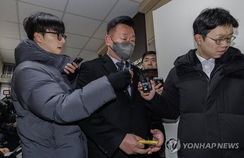 '尹체포 방해' 이광우 경호본부장 체포…"정당한 임무수행"