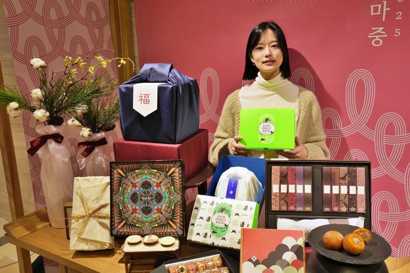 '빅토르위고, 최애 디저티'까지..백화점, 설 선물세트 '이것'도 경쟁 후끈