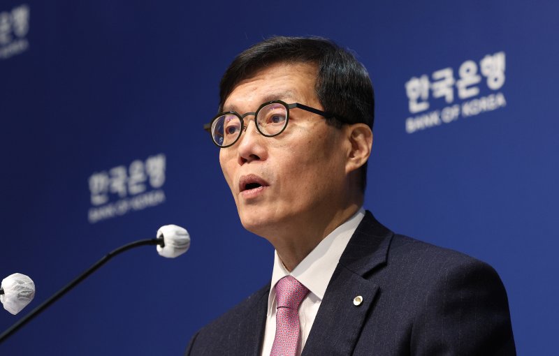 이창용 한국은행 총재가 16일 서울 중구 한국은행에서 통화정책방향 기자간담회를 하고 있다. 2025.1.16/뉴스1 ⓒ News1 사진공동취재단
