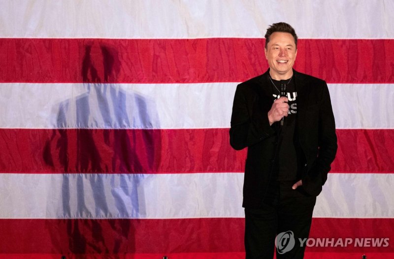 작년 10월 트럼프 선거운동 나선 일론 머스크 테슬라 최고경영자 (출처=연합뉴스)