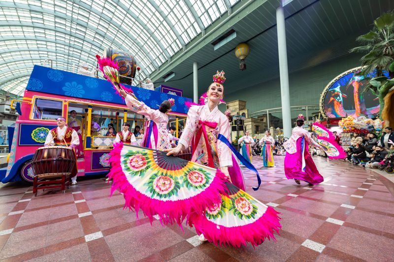 "얼쑤~" 롯데월드 어드벤처서 즐기는 '명절의 하루'