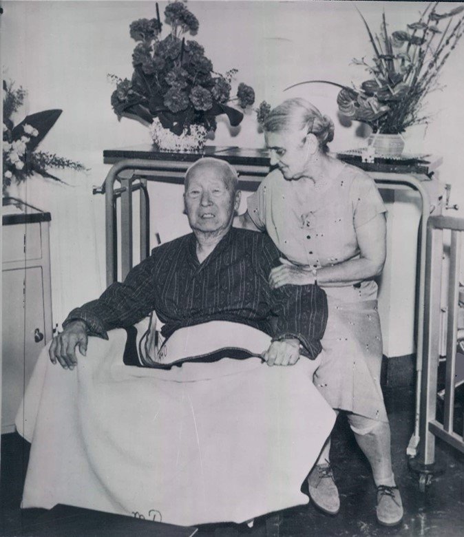 25살 연하 푸른 눈의 화니, 李박사에게 절제된 '사랑'을 배웠다 [우리가 몰랐던 건국대통령 이승만의 '삶과 죽음']