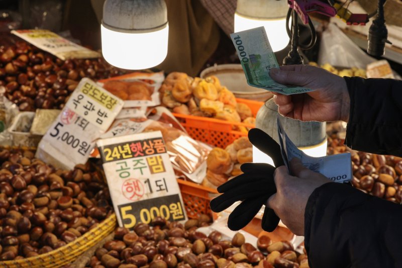4인가족 설 차례상 비용 19만원…정부 할인 적용시 11만원