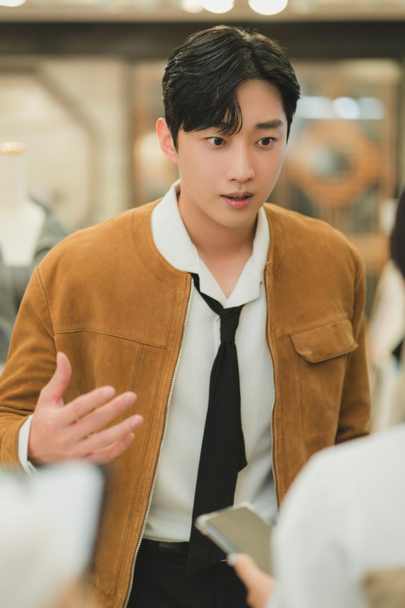 진영 "'수상한 그녀' 드라마 주연 감격…이진욱 조언 큰힘" [N인터뷰]①