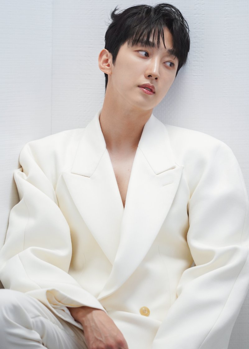 진영 "아이돌 제작 꿈 있어…한다면 자신있다" [N인터뷰]③