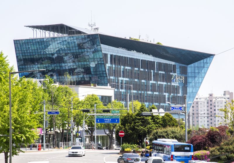 "왕진 의사 왔습니다" 용산구, 재택의료센터 시범사업 추진