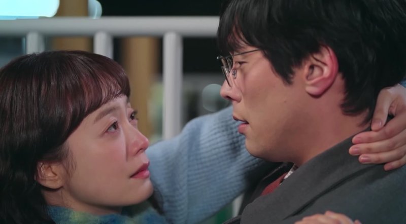 '오지송 전소민♥최다니엘, 키스 1초 전 포착…설렘 폭발 [N컷]