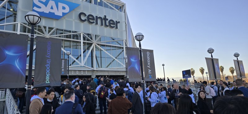 갤럭시 언팩 2025가 열린 새너제이 SAP 센터 전경. 삼성전자 집계에 따르면 70여개국에서 약 2000명이 이날 언팩을 찾았다.