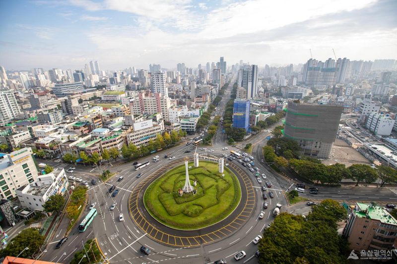 건립 60년 울산 공업탑 철거 논란.. 새 탑 건립 가능성도