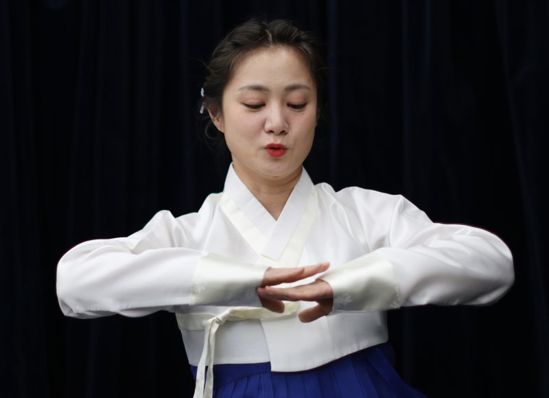 박나래 "40대 되고 많은 변화, 나다운 모습 보여주고파" [코미디언을 만나다]②