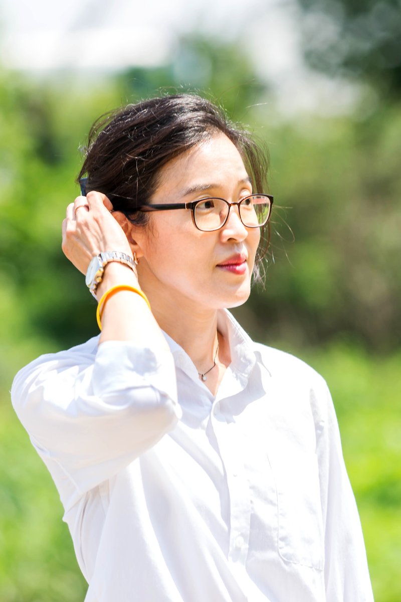 [서울=뉴시스] 정보라 작가(사진=ⓒ혜영, 래빗홀 제공) 2025.01.24. photo@newsis.com *재판매 및 DB 금지