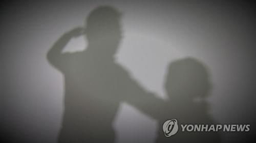 "강제로 키스하는데 왜 혀 안깨물었나"…성폭력 사건 수사, '2차 가해' 여전