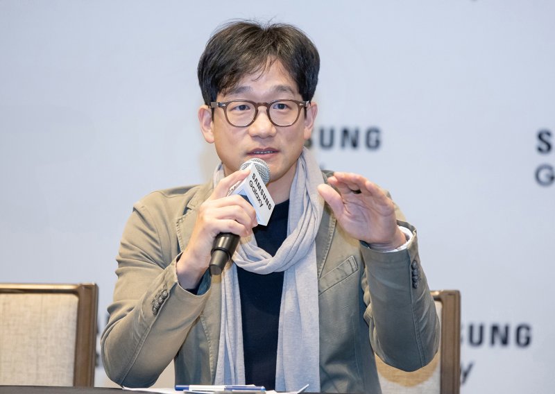 [새너제이=뉴시스] 김정현 삼성전자 MX사업부 CX실 부사장은 23일(현지시간) 갤럭시 언팩을 개최한 미국 캘리포니아주 새너제이에서 기자들과 만나 갤럭시S25의 AI 기획 의도에 대해 설명했다. (사진=삼성전자 제공) *재판매 및 DB 금지