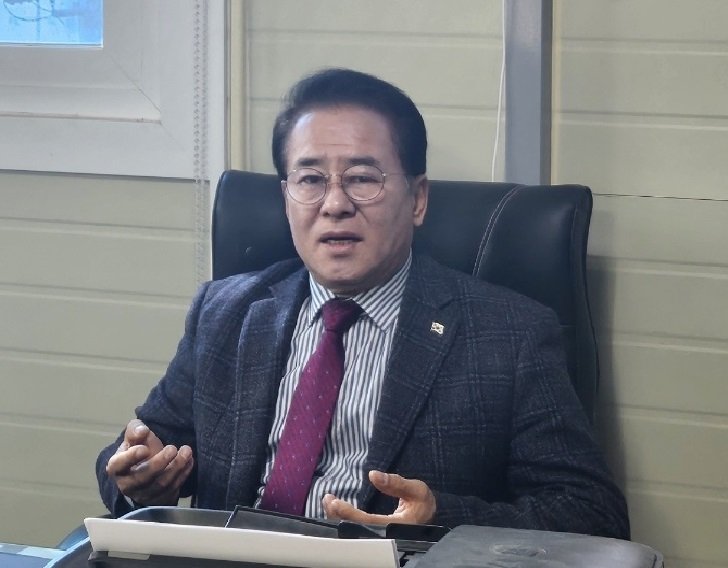 "유럽·미국도 국기 기념일 있는데… 태극기의 날 지정해야" [fn 이사람]