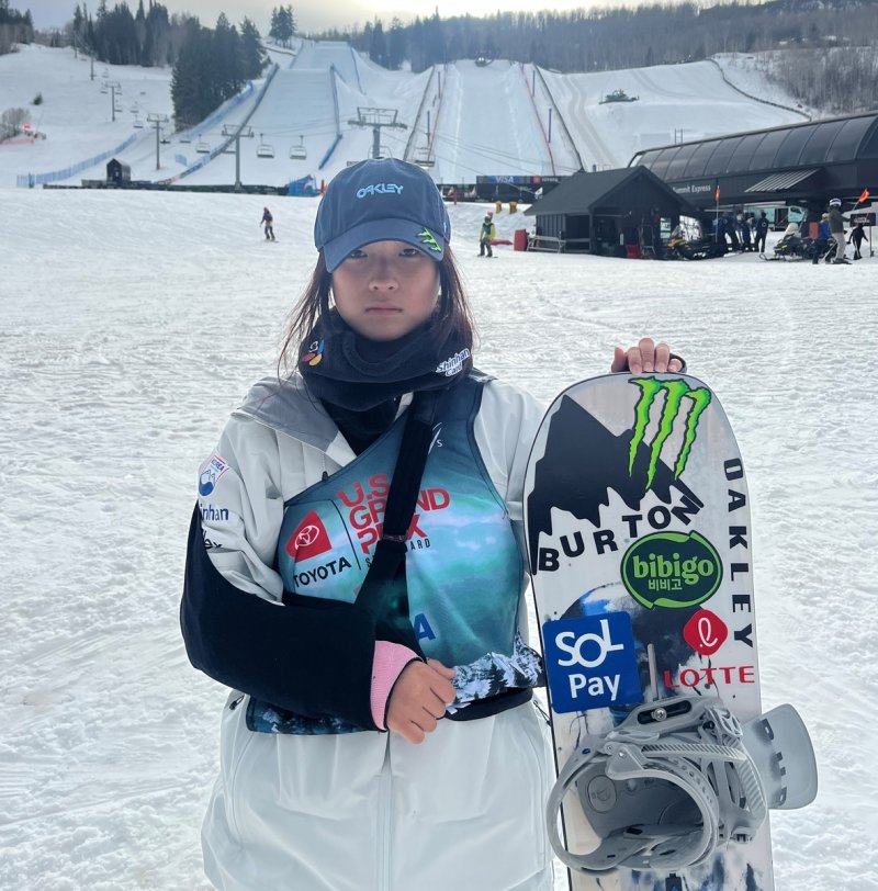 최가온이 2일(한국시간) 열린 FIS 스노보드 월드컵에서 은메달을 차지했다. (올댓스포츠 제공)