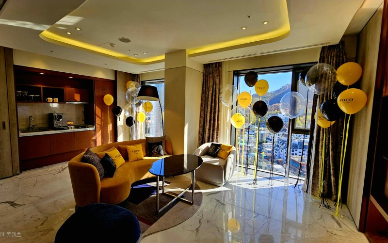 보코 서울 명동 '서울 스위트' 의 거실 *재판매 및 DB 금지