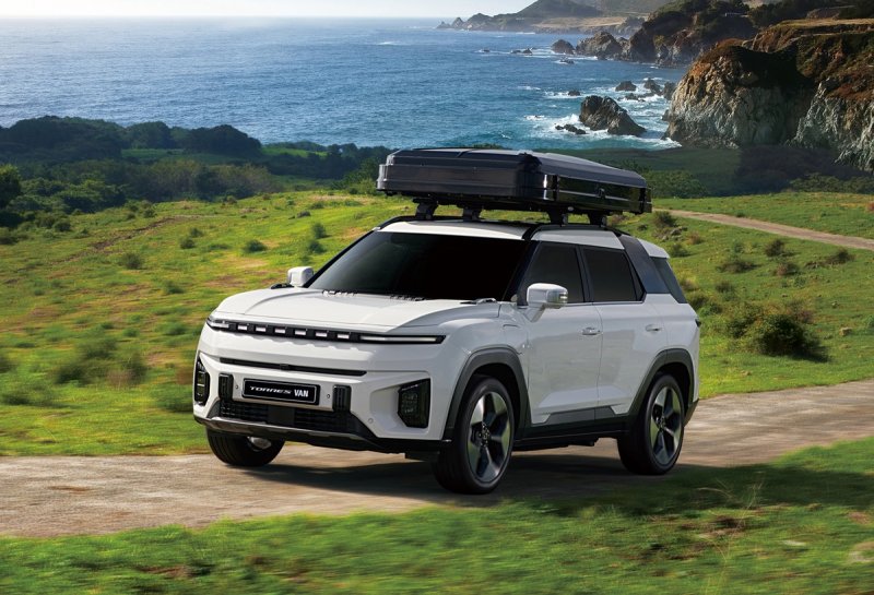 KG모빌리티 토레스 EVX 밴 KG모빌리티 제공