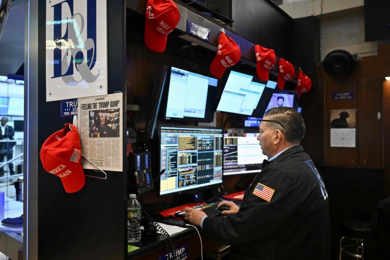 [뉴욕증시] 경기 둔화 우려에 S&P500·나스닥 나흘째 하락…테슬라, 8.4% 폭락