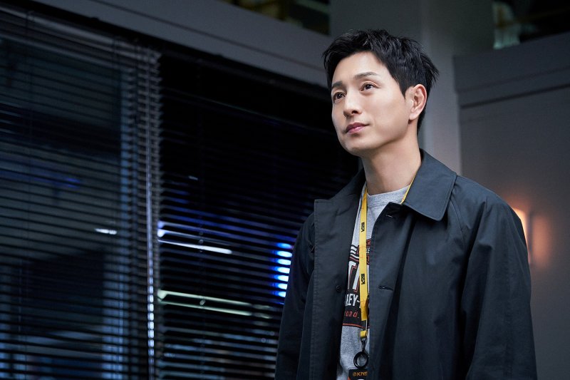 정성일 "제가 '닥터 트리거'예요"…'트리거'의 반전캐