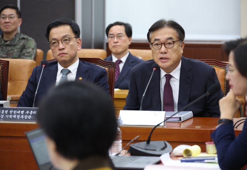 정진석 “尹 계엄 계기는 헌정질서 위기..찬성한 바는 없다”