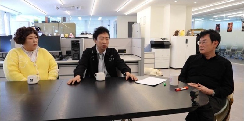 이경규, '사당귀' 등판…직원 60명+100평 영화 제작 사무실 공개