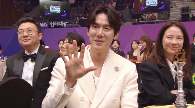 '미우새' 출연하겠다 유연석 공약 실현될까? 관심 집중