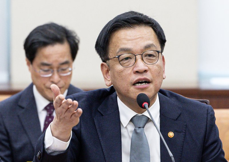 최상목 대통령 권한대행 부총리 겸 기획재정부 장관2025.2.6/뉴스1 ⓒ News1 이재명 기자