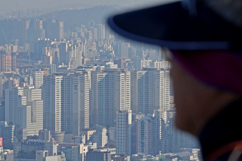 "이자 부담 해소"...주담대 변동금리 또 내린다