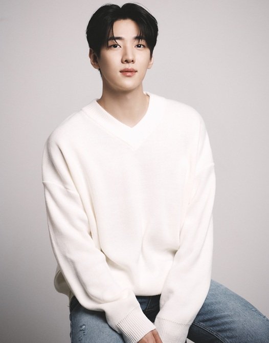 [서울=뉴시스] 그룹 'DKZ' 출신 배우 박재찬. (사진=동요엔터테인먼트 제공) 2025.02.10 photo@newsis.com *재판매 및 DB 금지