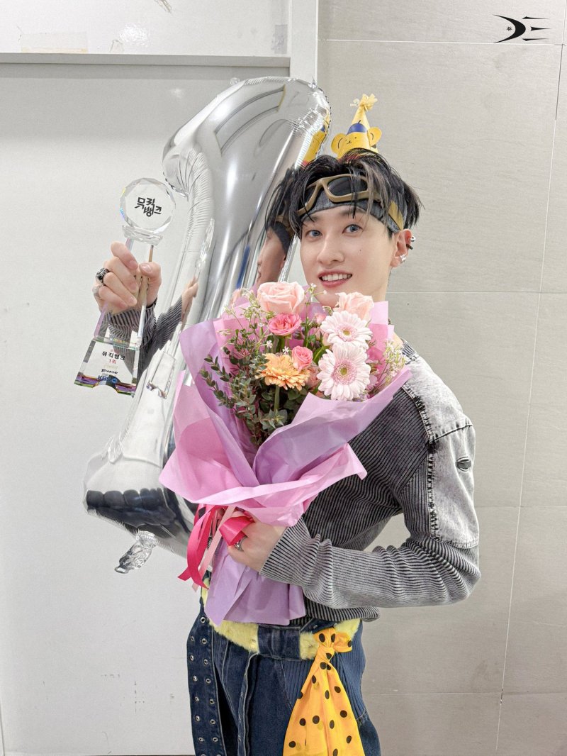 슈주 은혁, 20년만 솔로 출격에 음방 1위까지