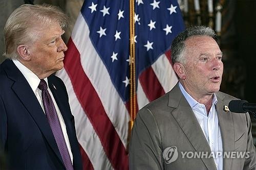 트럼프 대통령과 위트코프 중동특사 (출처=연합뉴스)