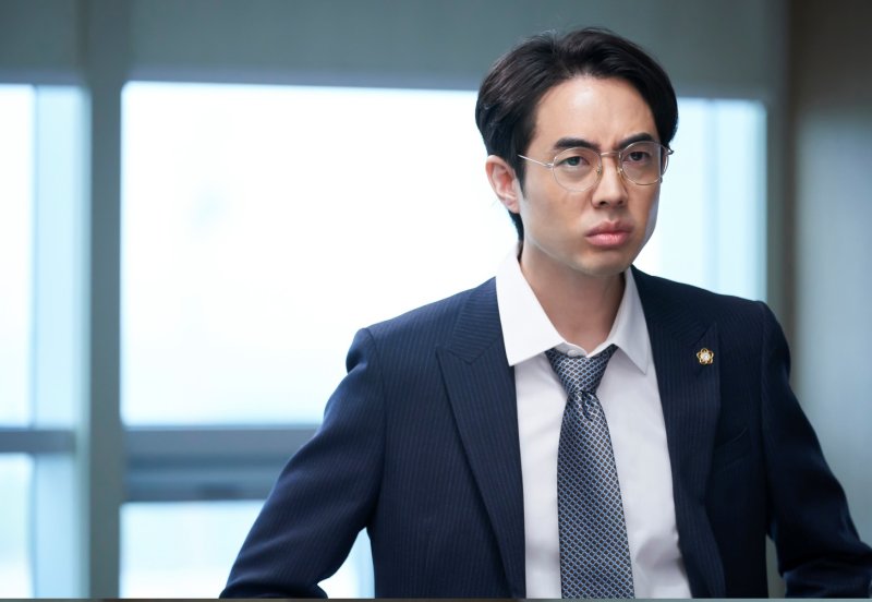 이강욱, 같은 배우 다른 얼굴…'트리거'·'바닷마을' 활약