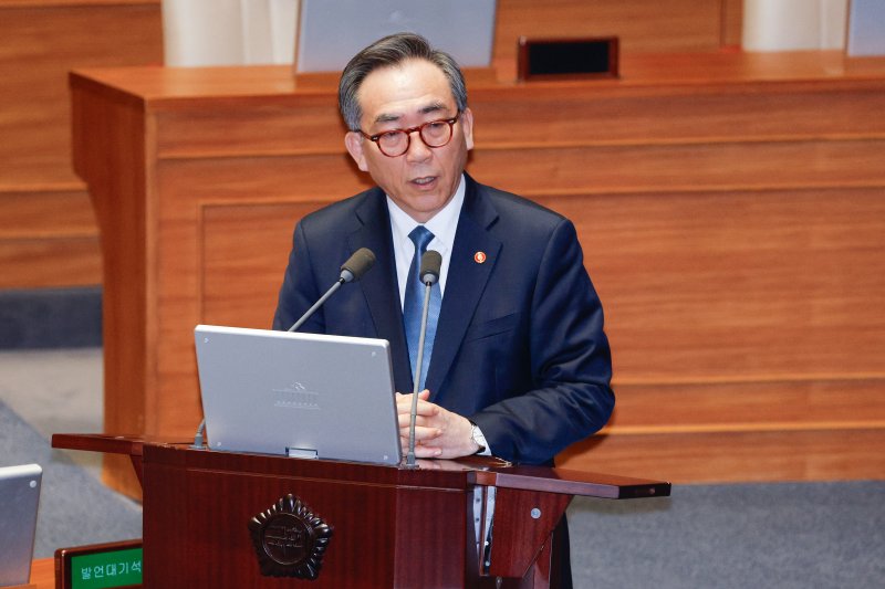 조태열 외교부 장관이 12일 오후 서울 여의도 국회에서 열린 제422회국회(임시회) 제4차 본회의에서 윤상현 국민의힘 의원의 정치·외교·통일·안보에 관한 대정부 질문에 답하고 있다. 2025.2.12/뉴스1 ⓒ News1 안은나 기자