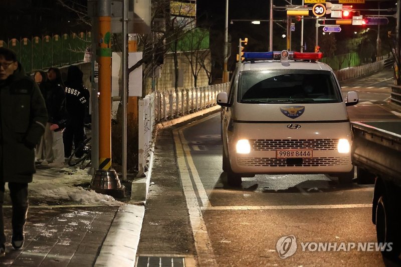 대전 초등학교서 8세 여아 피살…경찰 조사 (출처=연합뉴스)