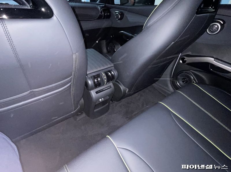 “한 번 만져봐도 돼요?”…어딜가나 시선 집중, BYD 아토3 타보니 [FN 모빌리티]