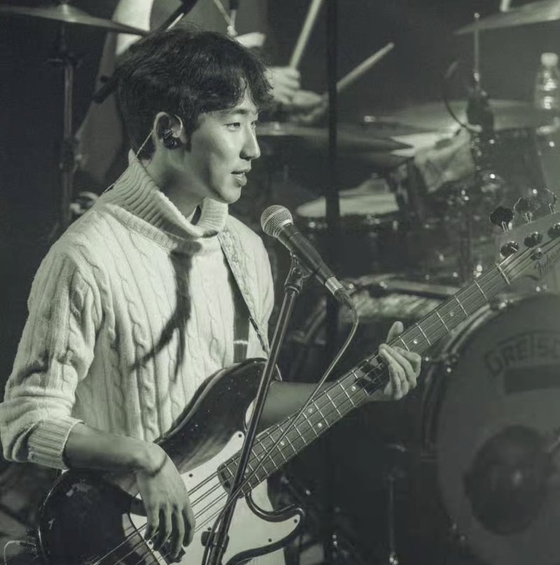 [서울=뉴시스] 보수동쿨러 베이스 이상원. (사진 = 밴드 측 제공) 2025.02.14. photo@newsis.com *재판매 및 DB 금지