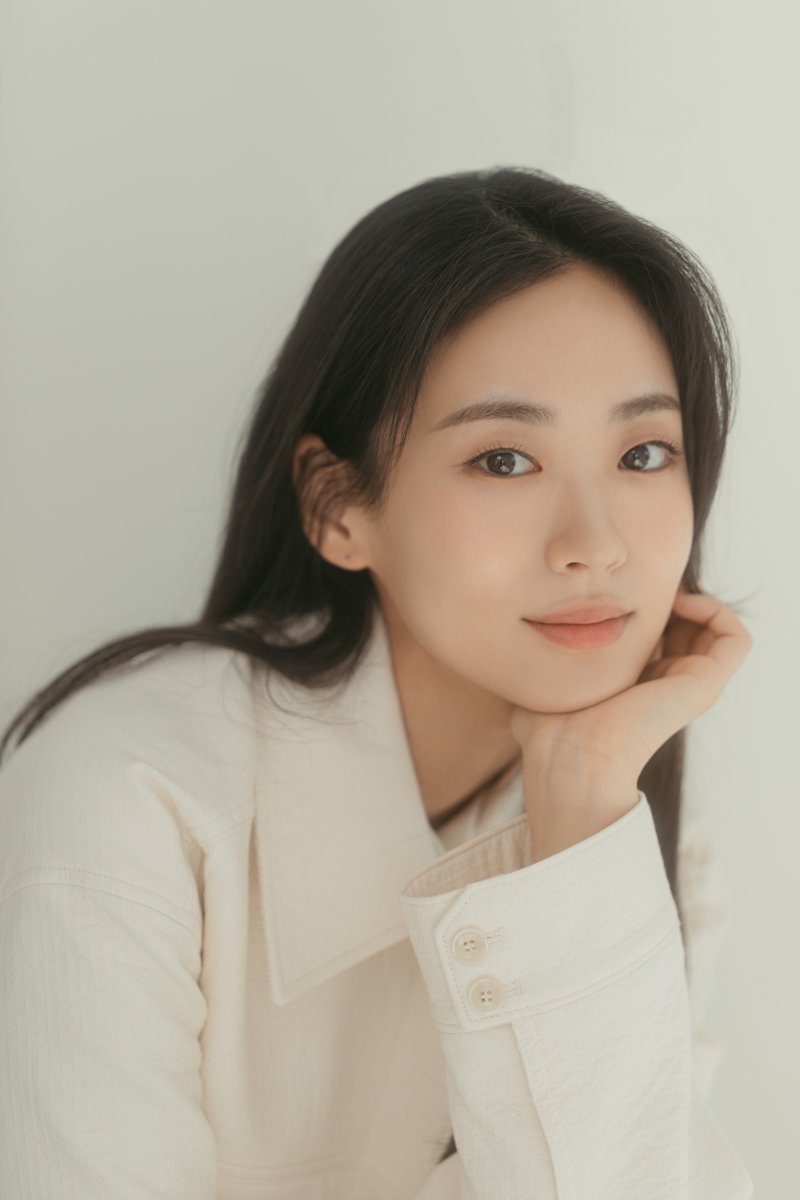 '원경' 이이담 "힘든 역할만 계속 맡아…'해피해피' 연기 도전"