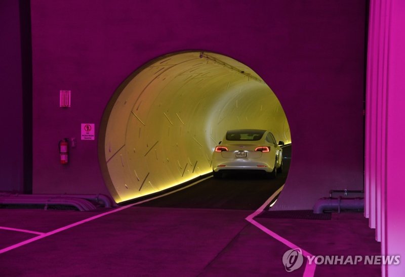 보링컴퍼니가 미국 라스베이거스에 건설해 운영 중인 '루프' (출처=연합뉴스)