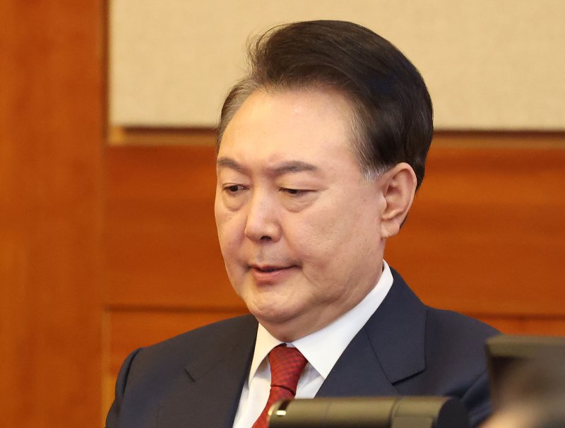 윤석열 대통령이 13일 서울 종로구 헌법재판소에서 열리는 탄핵심판 8차 변론에 출석해 있다. 2025.2.13/뉴스1 ⓒ News1 사진공동취재단