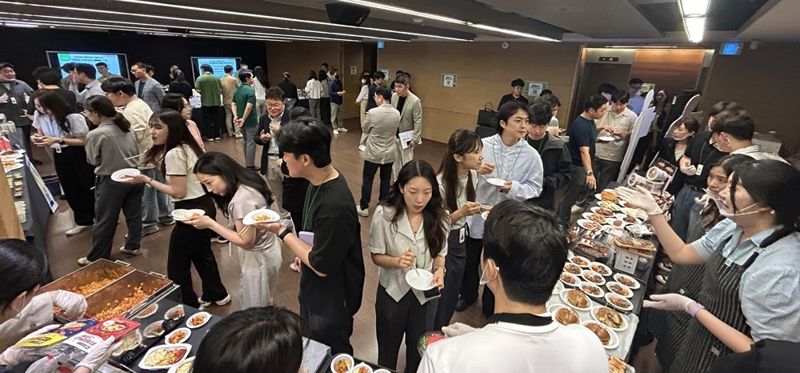 CU 본사에서 열린 상품 컨벤션 당시 모습. CU 제공