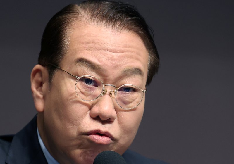 권영세 국민의힘 비상대책위원장이 17일 서울 중구 한국프레스센터 국제회의장에서 열린 관훈클럽 초청 토론회에서 기조연설을 하고 있다. 2025.2.17/뉴스1 ⓒ News1 오대일 기자